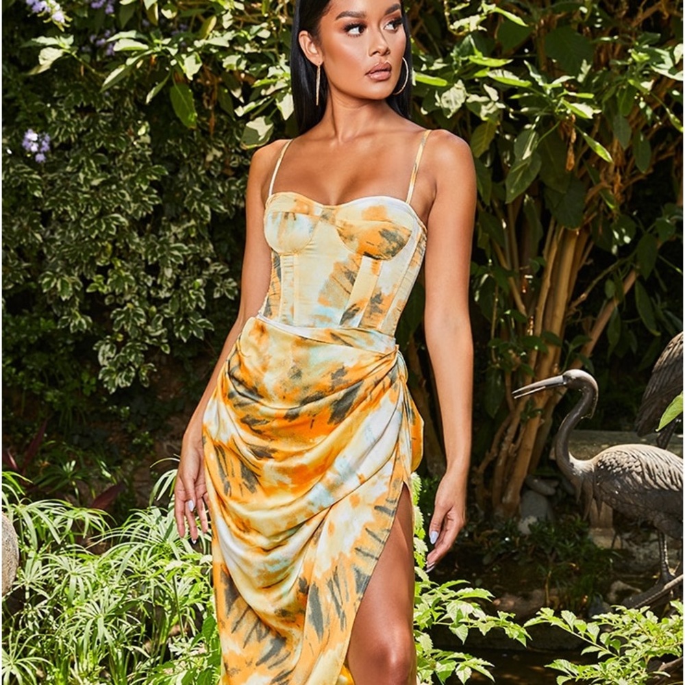 Multi colored two piece set with structured corset—orange/yellow